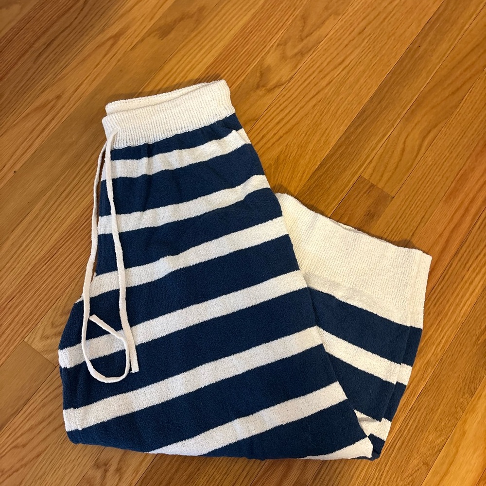 Free people size small pants worn once